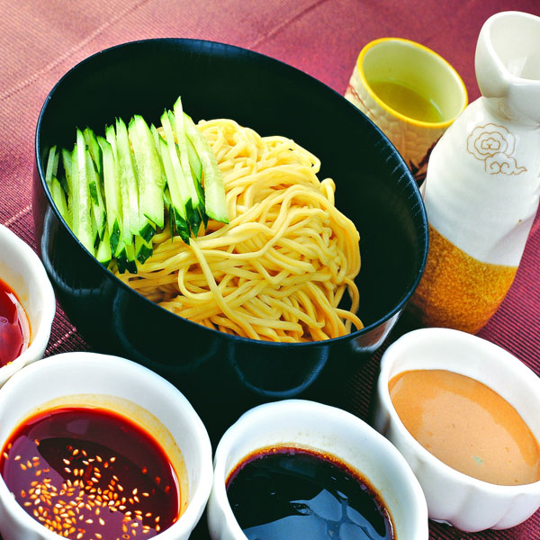 天旭姜黃色素再次應(yīng)用米面制品，讓涼面嫩黃一夏